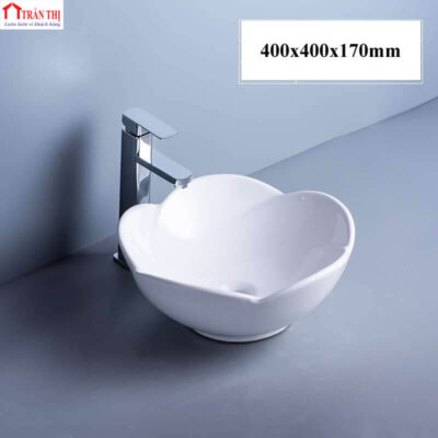 Giá Lavabo sứ để bàn hình dáng cánh hoa tại Huế