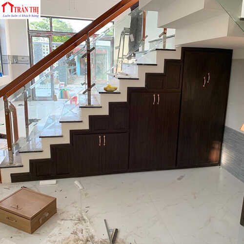 tủ gầm cầu thang tại hồ chí minh - sài gòn